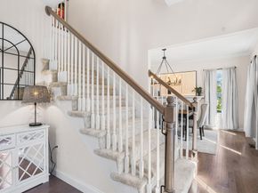 39 Hycrest Rd, Charlton MA 01507