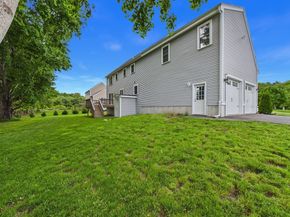 3 Crystal Spring Rd, Mattapoisett MA 02739