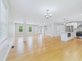 3 Crystal Spring Rd, Mattapoisett MA 02739