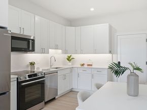 66 Tileston St 9, Everett MA 02149