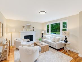 167 Center St, Groveland MA 01834