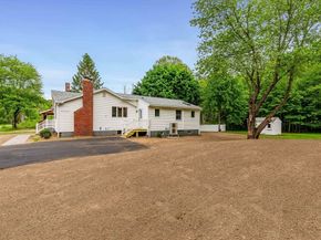 167 Center St, Groveland MA 01834