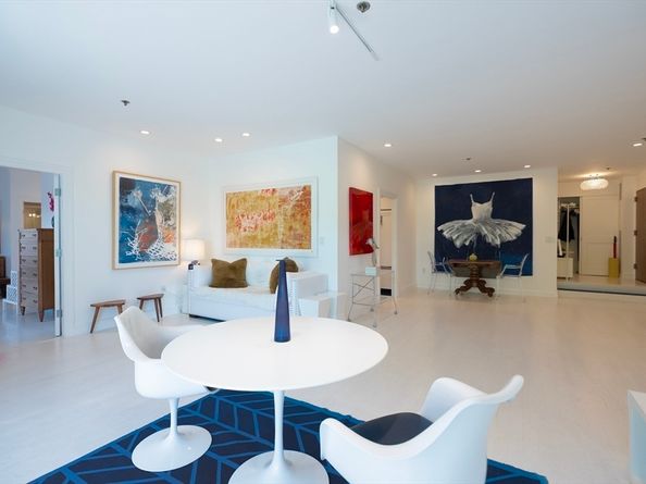 1265 Beacon Street 702, Brookline MA 02446