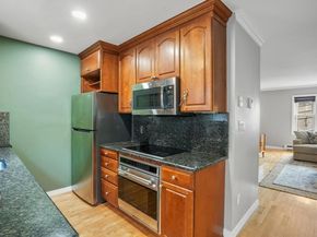 79 Bolton St 79, Boston MA 02127