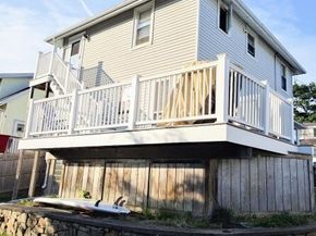 35 Manomet Rd, Weymouth MA 02191