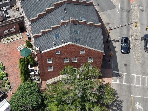 2 Elbow Ln A, Newburyport MA 01950