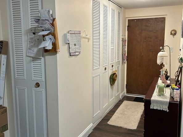 65 Greentree Ln 35, Weymouth MA 02190