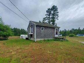 7 Lakeview St., Carver MA 02330