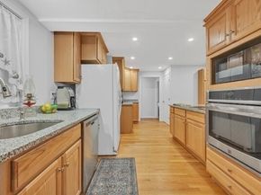 5 1/2 W Sutton Rd, Sutton MA 01590