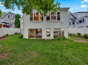 5 1/2 W Sutton Rd, Sutton MA 01590