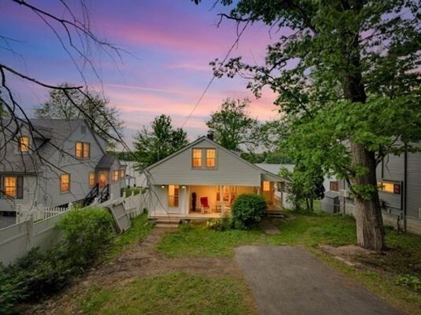 5 1/2 W Sutton Rd, Sutton MA 01590