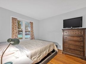 5 1/2 W Sutton Rd, Sutton MA 01590
