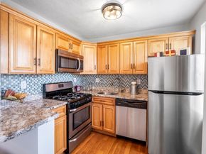 8 Walnut St 28, Everett MA 02149