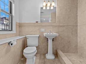 11 Wiget St 4, Boston MA 02113
