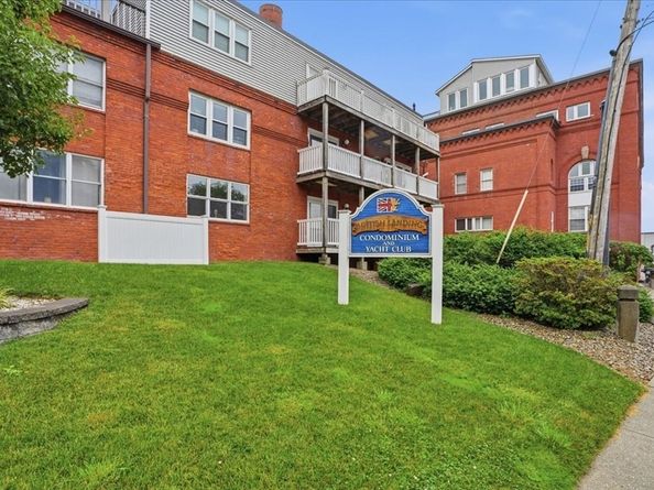 45 Main Street 302, Wareham MA 02571