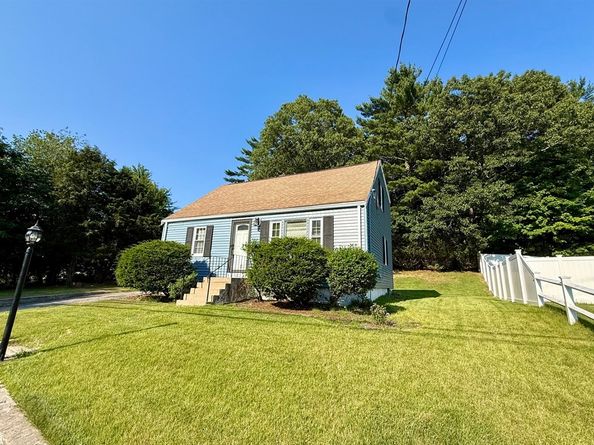 12 Hendricks St, Avon MA 02322