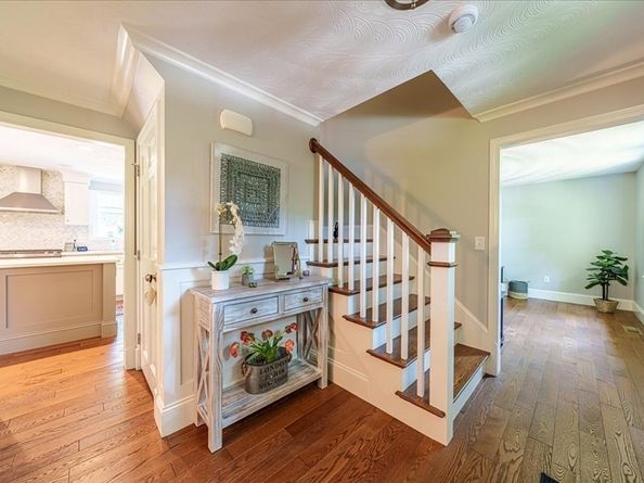 2 Tammie Rd, Hopedale MA 01747
