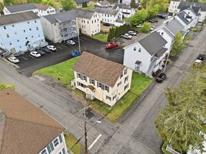 3 Chestnut Street, Dudley MA 01571