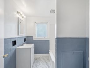 3 Chestnut Street, Dudley MA 01571
