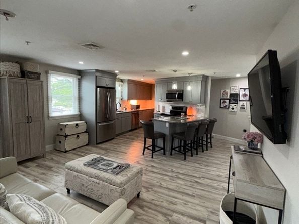400 Main, Reading MA 01867