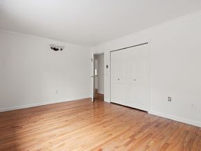 17 Weld St 11, Framingham MA 01702