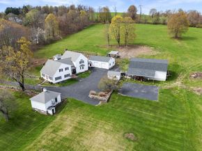 63 Uxbridge Rd, Sutton MA 01590