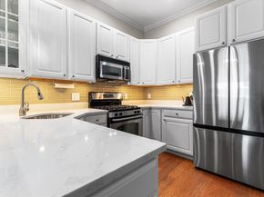 655 E 2nd 102, Boston MA 02127
