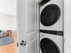 655 E 2nd 102, Boston MA 02127
