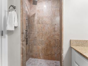 655 E 2nd 102, Boston MA 02127