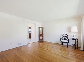 11 Regal St, Holliston MA 01746