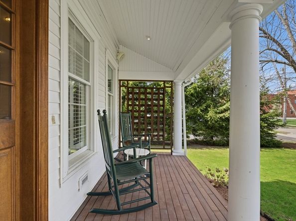 41-43 Stone St, Walpole MA 02081