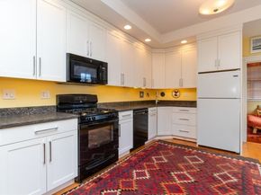 21 Lee Street 2R, Cambridge MA 02139