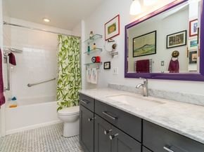 21 Lee Street 2R, Cambridge MA 02139