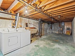 38 Collins Rd, Northborough MA 01532