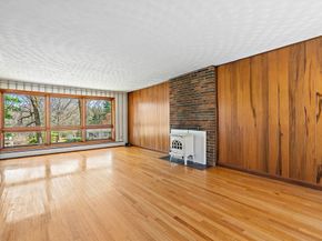 38 Collins Rd, Northborough MA 01532