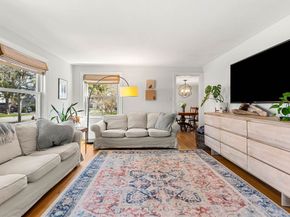 11 Woodbridge Rd, North Andover MA 01845