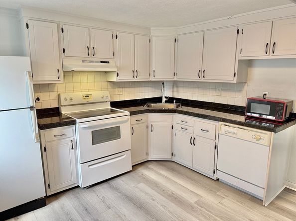 124 Addison St 4, Chelsea MA 02150