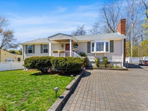 69 Whitehall St, Dedham MA 02026