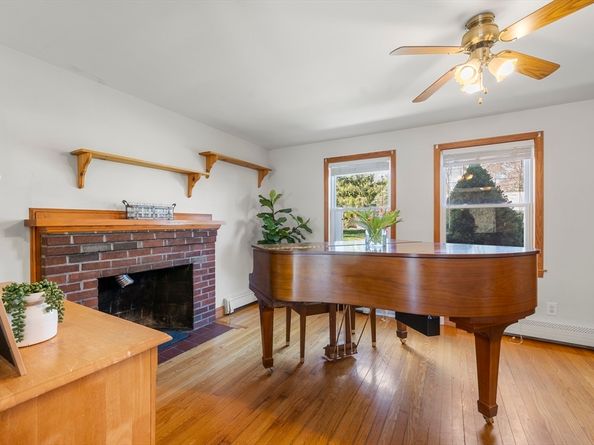 1 Fisher Rd, Hingham MA 02043