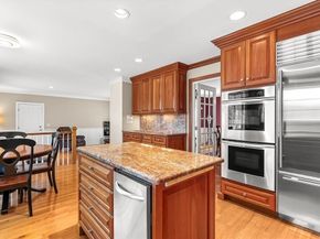 2 Liberty Ln, Lynnfield MA 01940