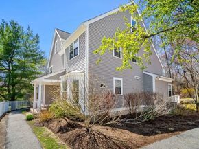 25 Pond Lane 25, Burlington MA 01803