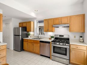 25 Pond Lane 25, Burlington MA 01803