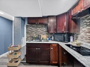 21 Pine Ave, Brockton MA 02301