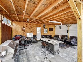 21 Pine Ave, Brockton MA 02301