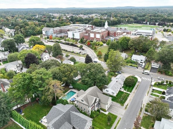 194 Lindbergh Ave, Needham MA 02494