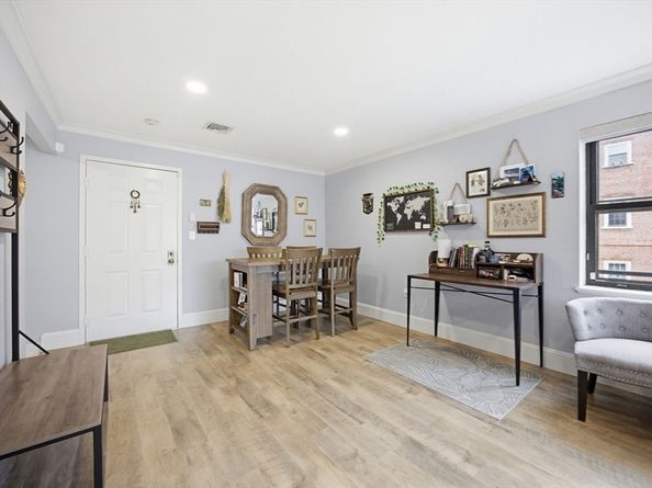 20 Central 213, Salem MA 01970