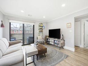 20 Central 213, Salem MA 01970