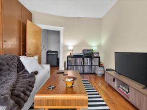19 Royal St 6, Boston MA 02134
