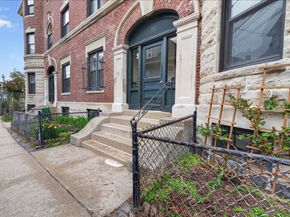 19 Royal St 6, Boston MA 02134