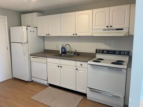 234 Low Street 21, Newburyport MA 01950